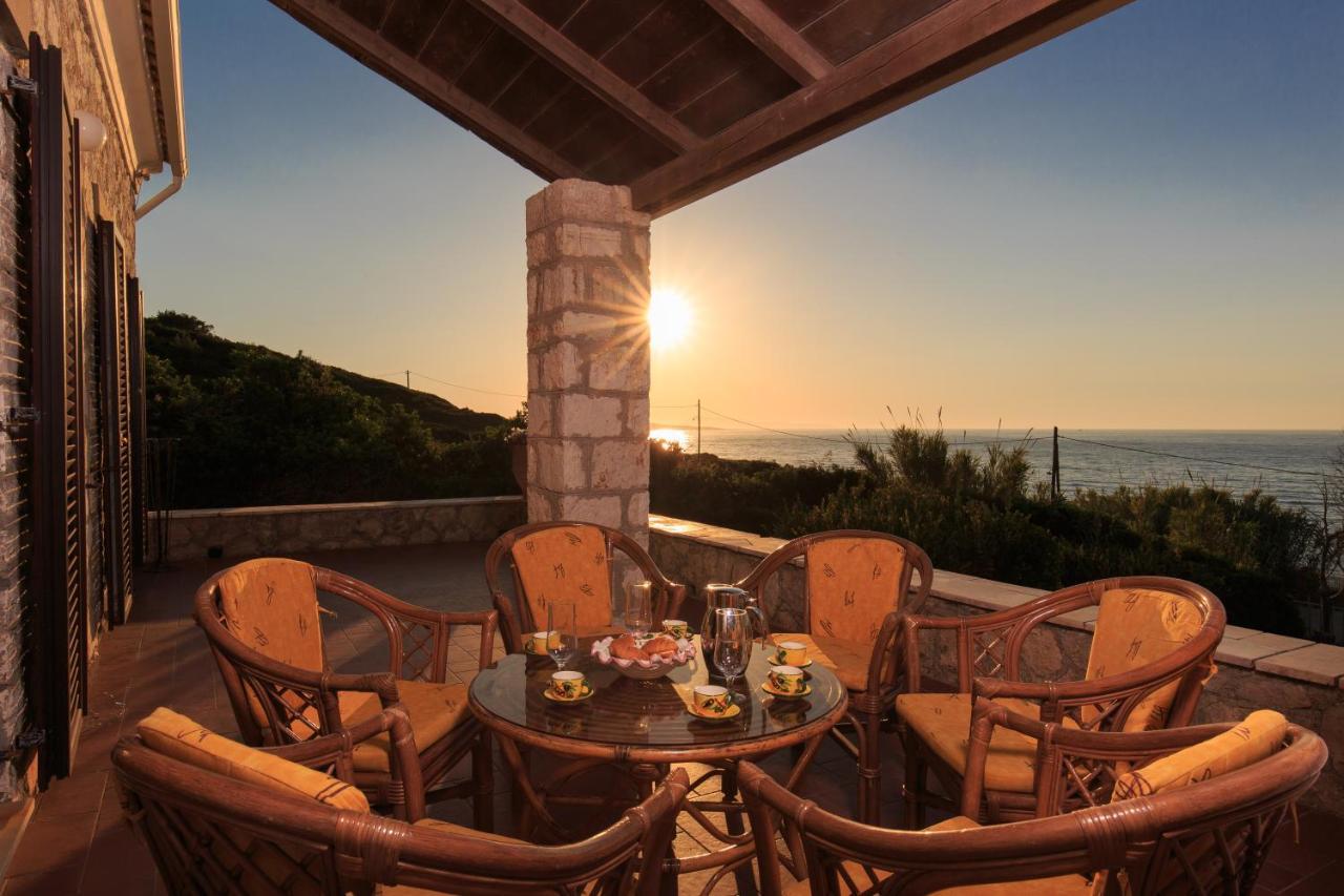 Villa Quietude Agios Stefanos Avliotes  Exterior foto